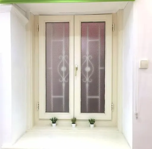 Апартаменты Erzsebet 5b Center 1 Db Bed Very Convenient *
