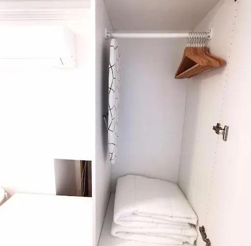 Erzsebet 5b Center 1 Db Bed Very Convenient Будапешт